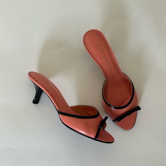 Vintage Louis Vuitton S/S 2003 heels - Picture 1 of 3